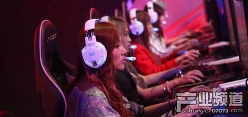 电竞选手帅哥_电竞选手的收入(3)