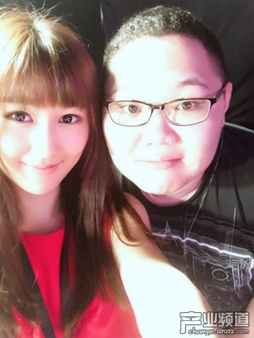 lol小苍_lol小苍一年收入(2)